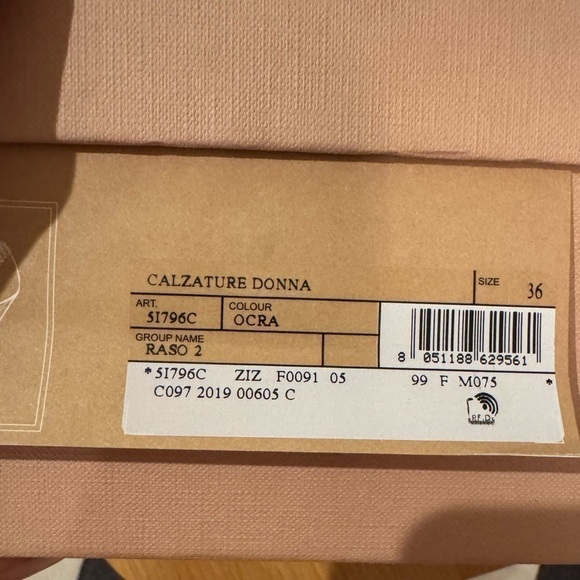 MIU MIU Pastel Lavender Purple Summer Satin Crystal Embellishment Heels 36 NWT - Picture 7 of 8